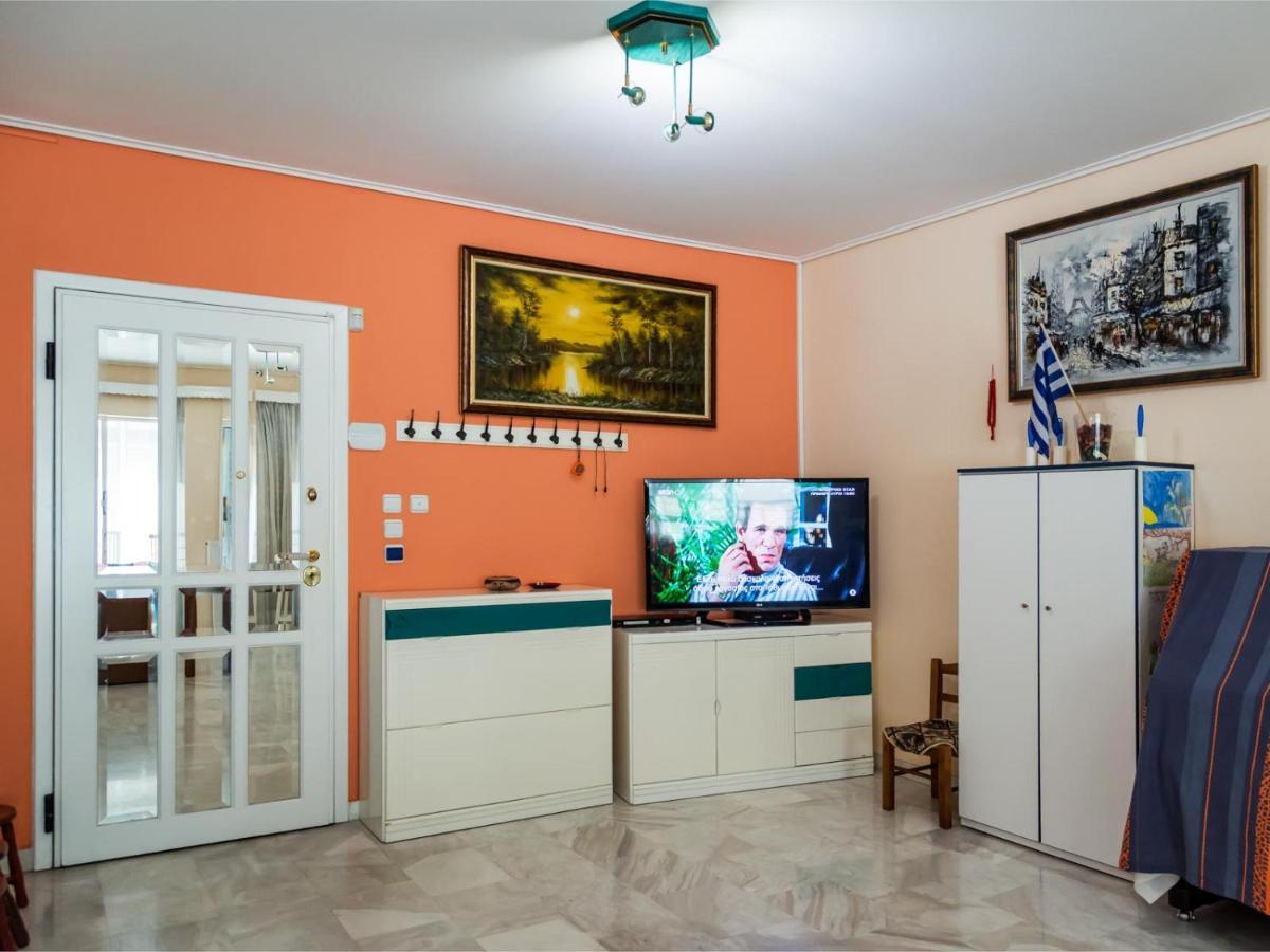 Flisvos Elite Seafront Luxury Apartment Atene Esterno foto