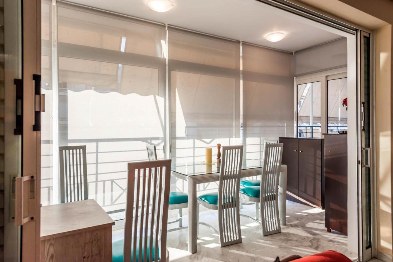 Flisvos Elite Seafront Luxury Apartment Atene Esterno foto