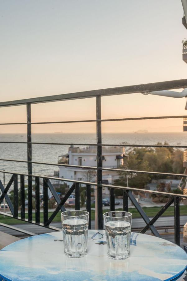 Flisvos Elite Seafront Luxury Apartment Atene Esterno foto