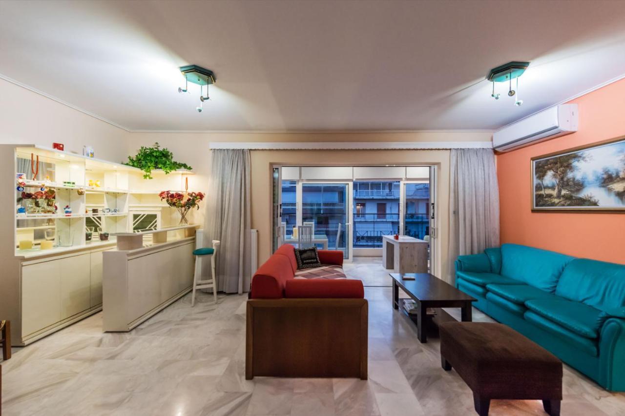 Flisvos Elite Seafront Luxury Apartment Atene Esterno foto