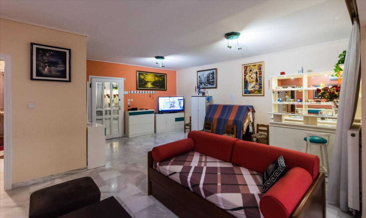 Flisvos Elite Seafront Luxury Apartment Atene Esterno foto
