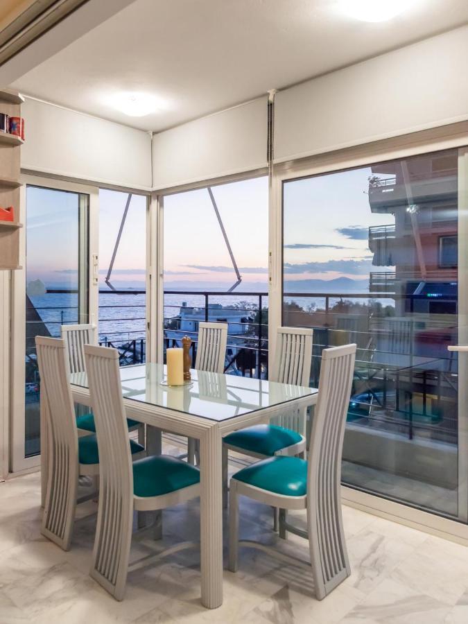 Flisvos Elite Seafront Luxury Apartment Atene Esterno foto