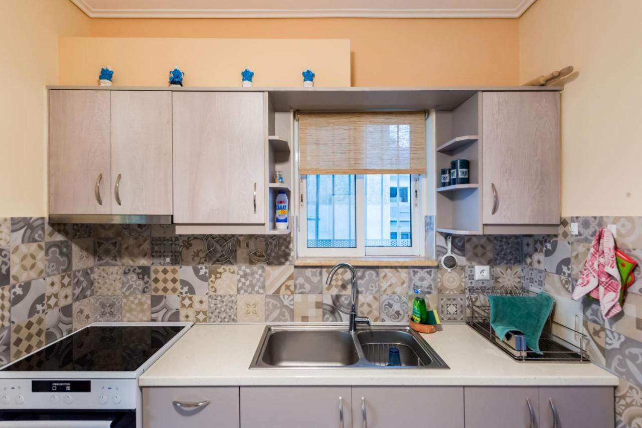 Flisvos Elite Seafront Luxury Apartment Atene Esterno foto