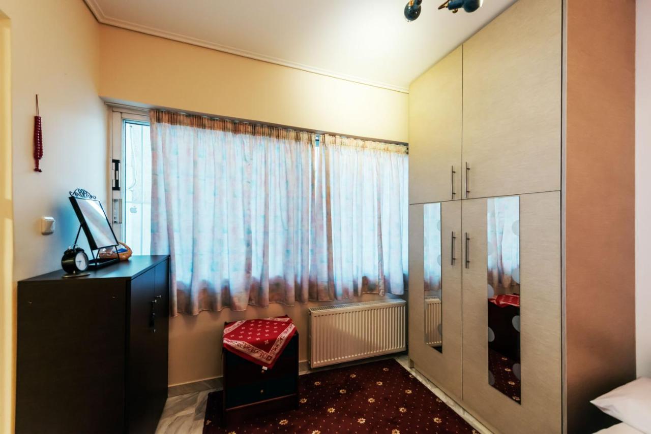 Flisvos Elite Seafront Luxury Apartment Atene Esterno foto