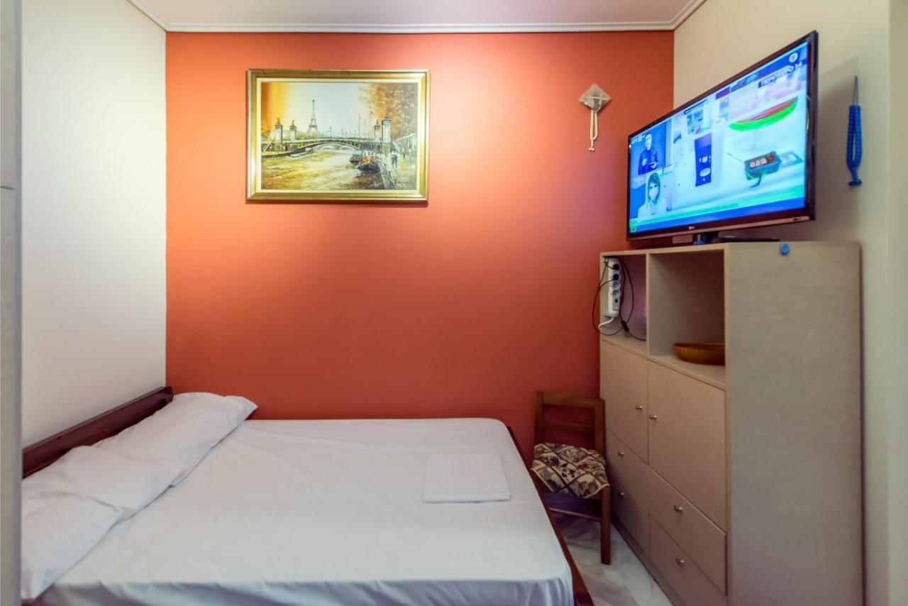 Flisvos Elite Seafront Luxury Apartment Atene Esterno foto