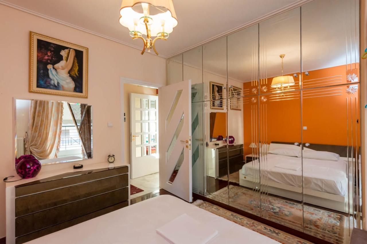 Flisvos Elite Seafront Luxury Apartment Atene Esterno foto