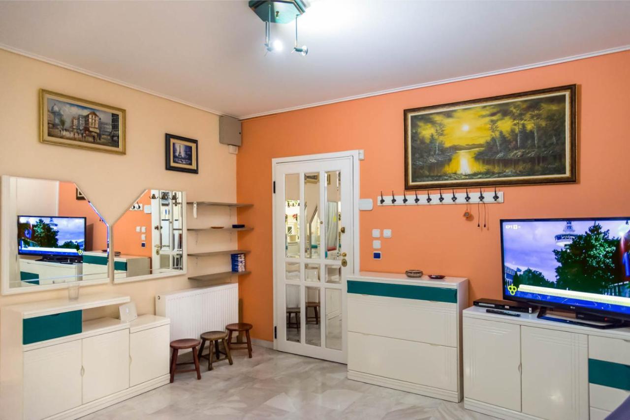 Flisvos Elite Seafront Luxury Apartment Atene Esterno foto