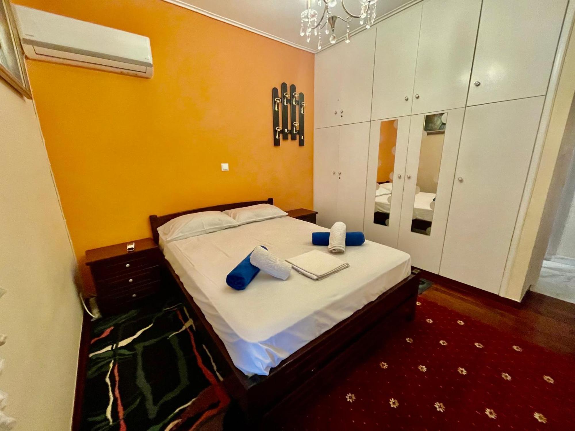 Flisvos Elite Seafront Luxury Apartment Atene Esterno foto